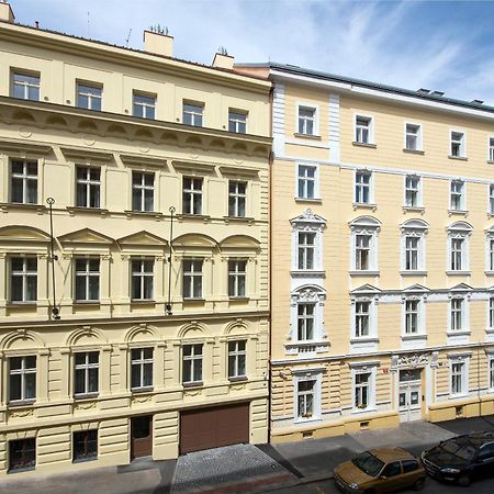Downtown Suites Rubesova Прага Екстер'єр фото