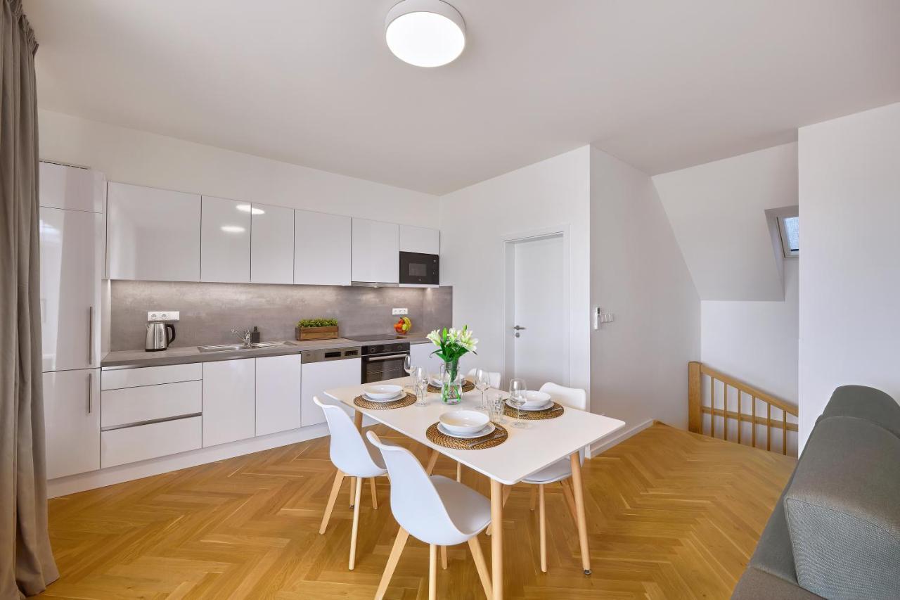 Downtown Suites Rubesova Прага Екстер'єр фото