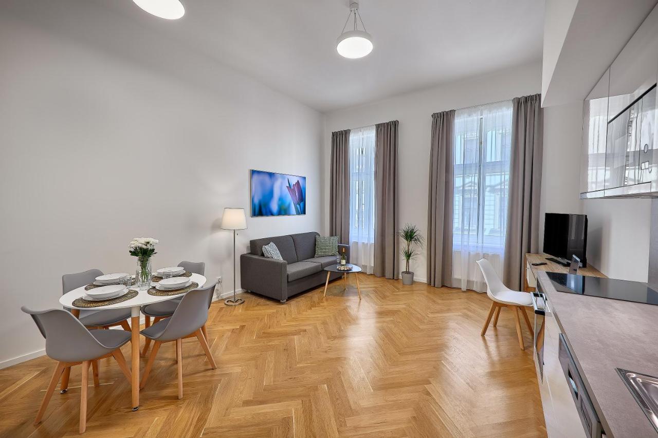 Downtown Suites Rubesova Прага Екстер'єр фото