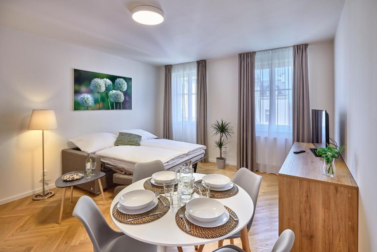 Downtown Suites Rubesova Прага Екстер'єр фото