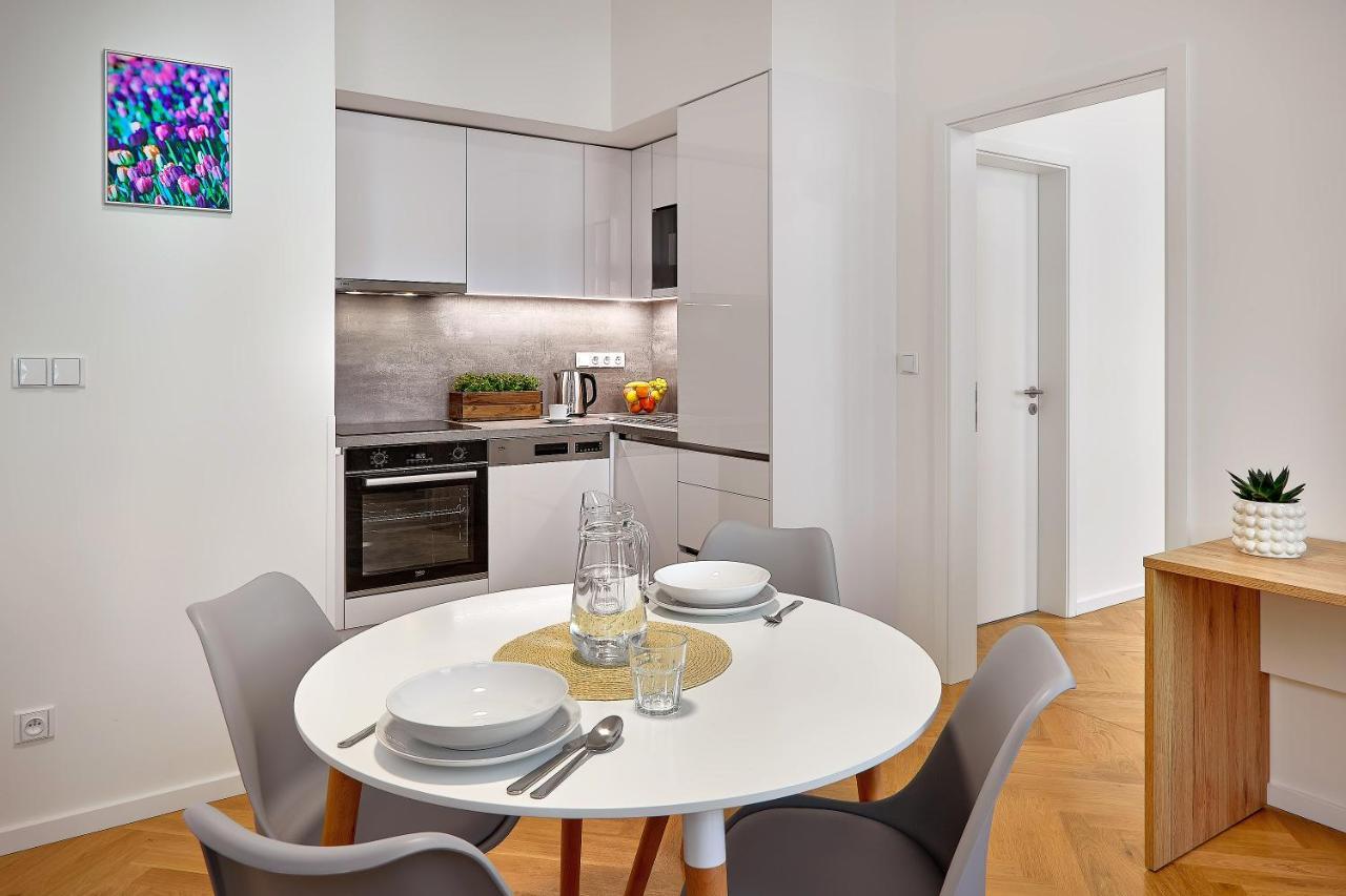 Downtown Suites Rubesova Прага Екстер'єр фото