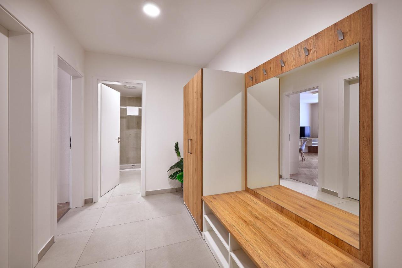 Downtown Suites Rubesova Прага Екстер'єр фото