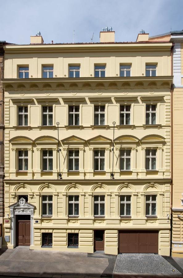 Downtown Suites Rubesova Прага Екстер'єр фото