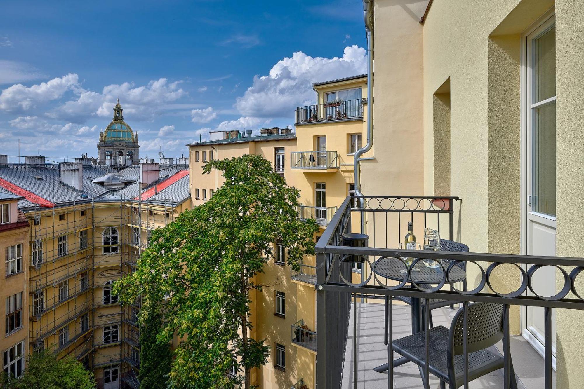Downtown Suites Rubesova Прага Екстер'єр фото
